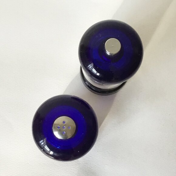 Olde Thompson Blue & Clear Lucite Plastic Acrylic Salt & Pepper Grinder Mill Set - Picture 9 of 9